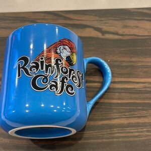 Rainforest cafe coffee cup, excellent shape bring back some memories.